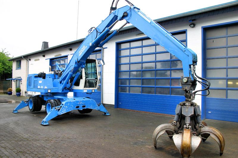 Lemoine Nutzfahrzeuge GmbH - Implementos LIEBHERR undefined: foto 4