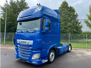 Cabeza tractora DAF XF 530