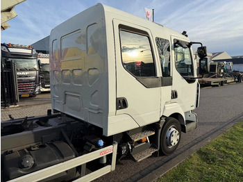 Camión volquete Renault Midlum 180 Doka crewcab 7 seats ex government: foto 5 Camión volquete Renault Midlum 180 Doka crewcab 7 seats ex government: foto 5