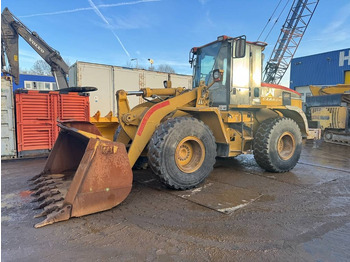 Cargadora de ruedas CATERPILLAR 938G