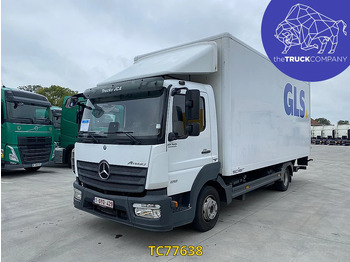 Camión caja cerrada MERCEDES-BENZ Atego 818