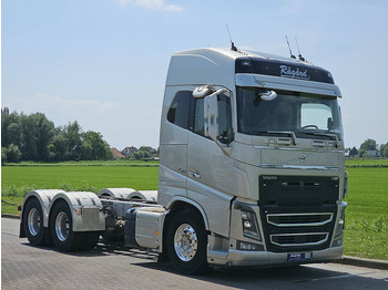 Camión chasis Volvo FH 750 6X2 9T FA WB 430: foto 5