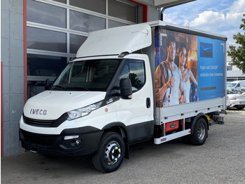 Furgoneta con lona IVECO Daily