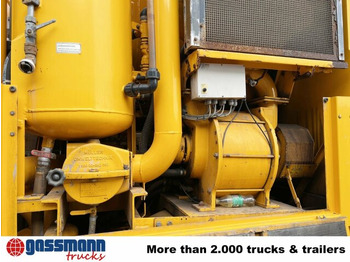 Barredora vial Mercedes-Benz Actros 3243 K 8x4/4, Müller Saug- und: foto 4