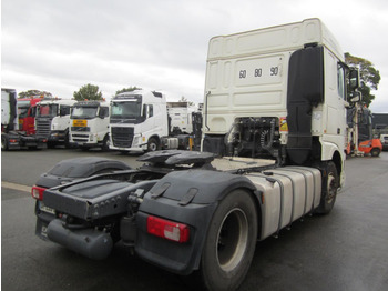 Cabeza tractora DAF XF105 460: foto 4