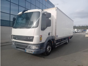 Camión caja cerrada DAF LF 45 210