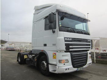 Cabeza tractora DAF XF 105 460