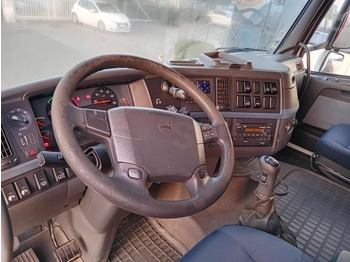 Camión caja abierta Volvo FH: foto 3