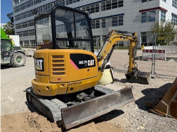 Miniexcavadora CATERPILLAR 302.7DCR