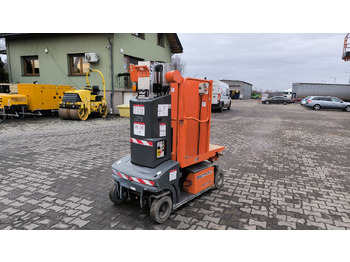 Plataforma de mástil vertical JLG