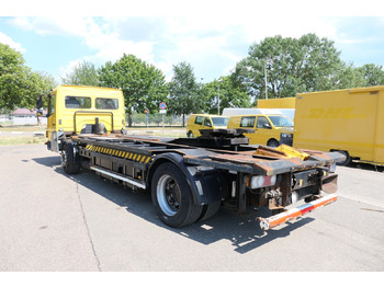 Camión portacontenedore/ Intercambiable MERCEDES-BENZ KAMAG WBH 25 Wiesel Terberg Umsetzfahrz. Sattelk: foto 3 Camión portacontenedore/ Intercambiable MERCEDES-BENZ KAMAG WBH 25 Wiesel Terberg Umsetzfahrz. Sattelk: foto 3