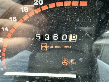 Tractor Massey Ferguson 390: foto 5 Tractor Massey Ferguson 390: foto 5