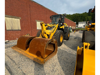 Cargadora de ruedas KOMATSU WA320-8