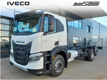 Camión chasis IVECO X-WAY