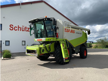 Cosechadora de granos CLAAS Lexion