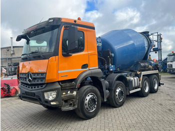Camión MERCEDES-BENZ Arocs