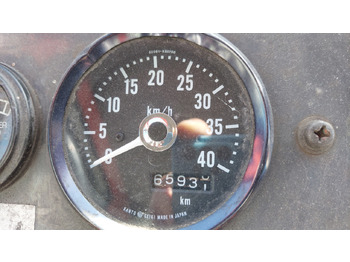 Tractor de equipaje FV-02 Tractor Nissan: foto 3 Tractor de equipaje FV-02 Tractor Nissan: foto 3