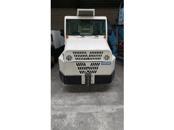 Tractor de equipaje MULAG