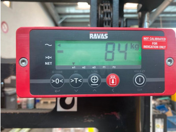 Apilador Yale Gerbeur accompagnant avec pesage Ravas: foto 4 Apilador Yale Gerbeur accompagnant avec pesage Ravas: foto 4