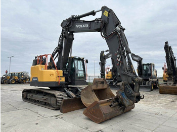 Excavadora de cadenas VOLVO ECR235EL