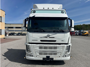 Camión chasis VOLVO FM500: foto 3