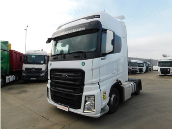 Cabeza tractora FORD