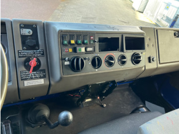 Camión de bomberos 120-23 AW 4x4 Doka 120-23 AW 4x4 Doka, V8-Motor, Mannschaftswagen 16 Sitze, Seilwinde: foto 2