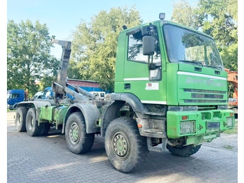 Camión multibasculante