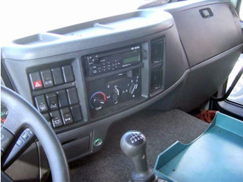 Camión caja cerrada FL 6-12 4x2 FL 6-12 4x2, 4x vorhanden!: foto 2 Camión caja cerrada FL 6-12 4x2 FL 6-12 4x2, 4x vorhanden!: foto 2