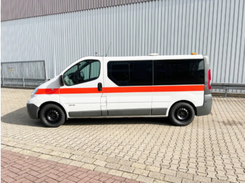 Ambulancia Renault Trafik 2.0 dCi115 4x2 Trafik 2.0 dCi115 4x2, Krankentransporter: foto 4