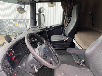 Camión caja cerrada Scania R450 LB 6x2-4 R450 LB 6x2-4 Getränkekoffer, Retarder, Lift-/Lenkachse, Stapleraufnahme: foto 3 Camión caja cerrada Scania R450 LB 6x2-4 R450 LB 6x2-4 Getränkekoffer, Retarder, Lift-/Lenkachse, Stapleraufnahme: foto 3