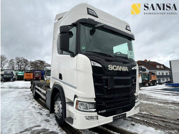 Camión chasis SCANIA R 450