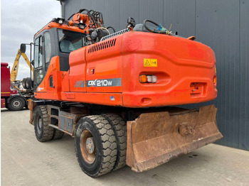 Excavadora de ruedas Doosan DX210W: foto 2