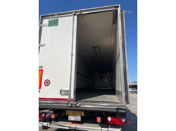 Semirremolque frigorífico CARMOSINO: foto 4 Semirremolque frigorífico CARMOSINO: foto 4