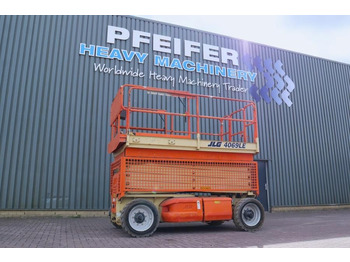 Plataforma de tijeras JLG