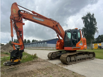 Excavadora DOOSAN DX235LCR