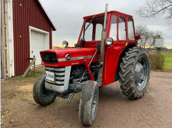 Tractor MASSEY FERGUSON 100 series
