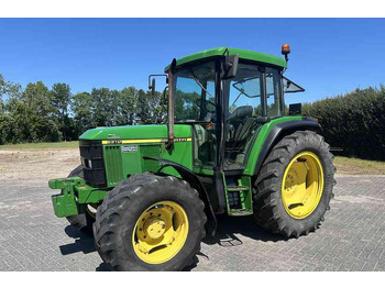 Tractor JOHN DEERE 6210