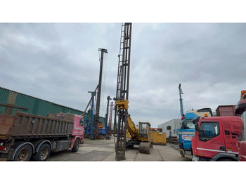 Perforadora JCB JS200LC