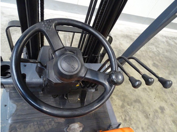 Carretilla elevadora eléctrica Toyota FBESF12: foto 4