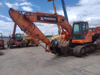 Excavadora de cadenas DOOSAN DX235LCR