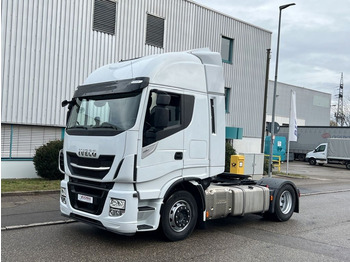 Cabeza tractora Iveco Stralis 480 Hi-Way TOP Retarder 2-Tanks 2-Betten: foto 1