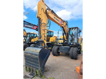 Excavadora de ruedas HYUNDAI