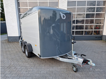 Remolque caja cerrada