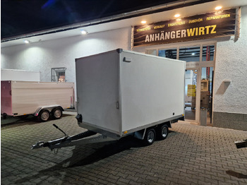 Remolque caja cerrada