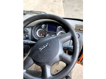 Camión lona DAF 75CF 310 6X2: foto 5