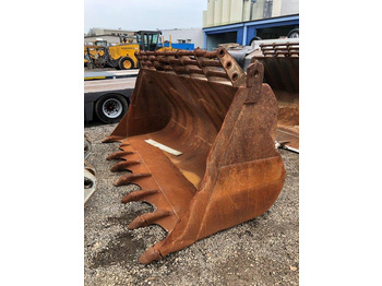 Cazo cargador VOLVO