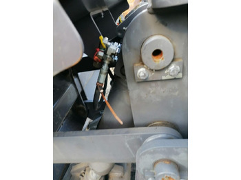 Piezas de recambio para Excavadora Volvo EW/EWR blade for Volvo excavators: foto 4 Piezas de recambio para Excavadora Volvo EW/EWR blade for Volvo excavators: foto 4