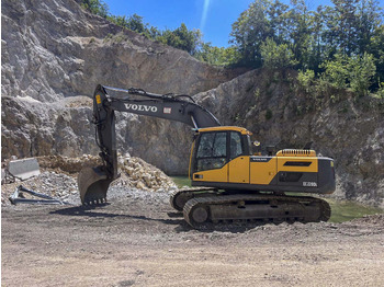 Excavadora de cadenas VOLVO EC220D