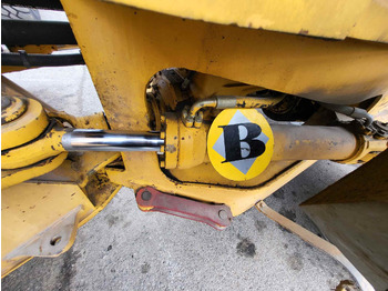 Leasing de Volvo hydraulic cylinder Volvo hydraulic cylinder: foto 5
